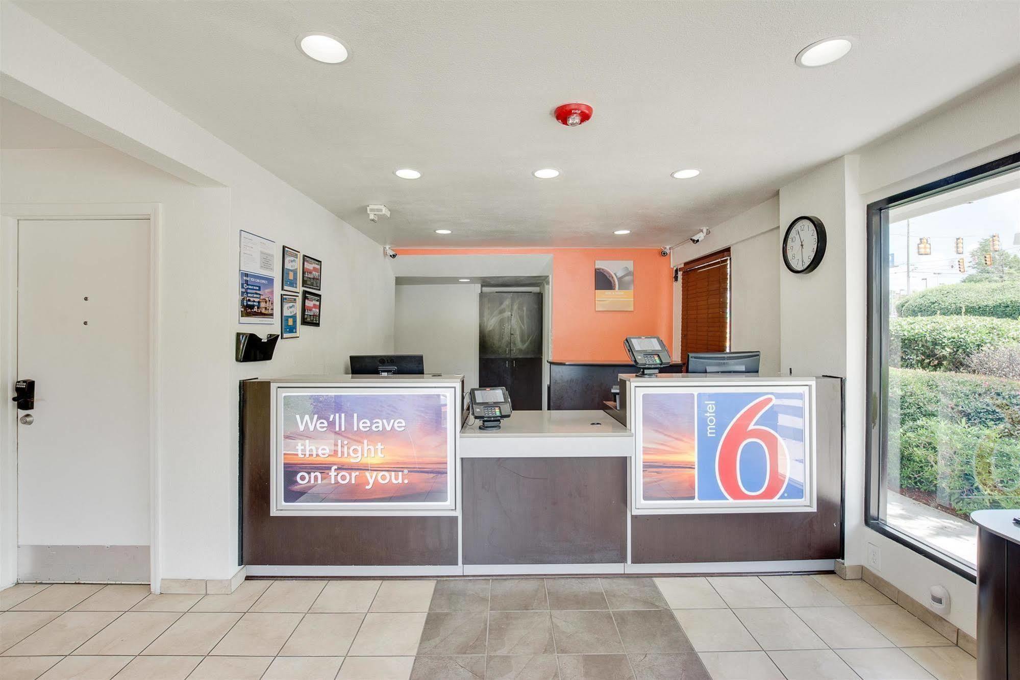 Motel 6-Columbia, Sc - West Экстерьер фото